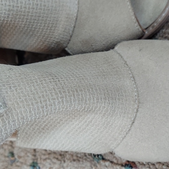 Peep Toe Chunky Heeled Sandal - Picture 5 of 7